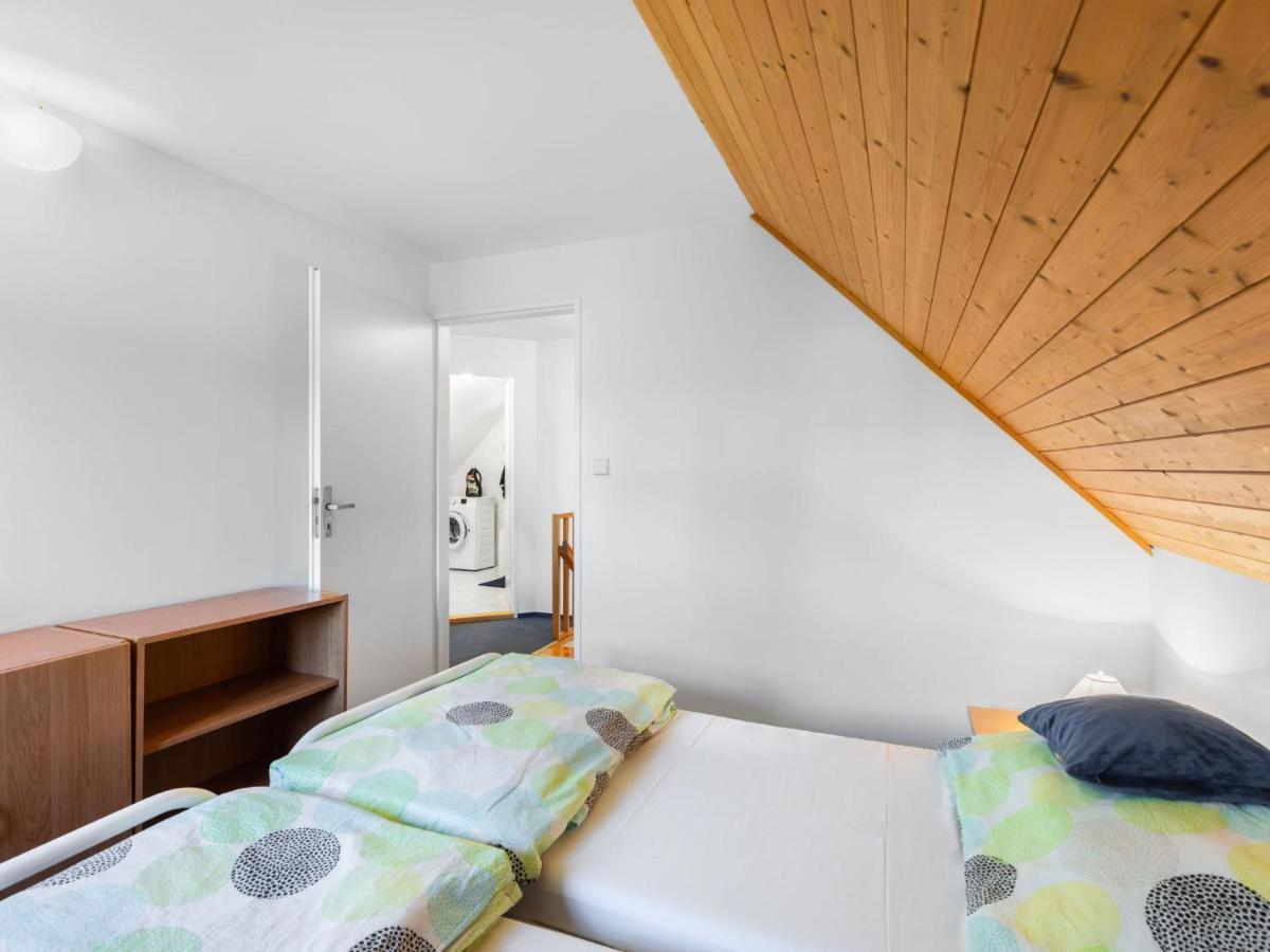 Holiday Home Holiday Hill 33 By Interhome Cista  ภายนอก รูปภาพ