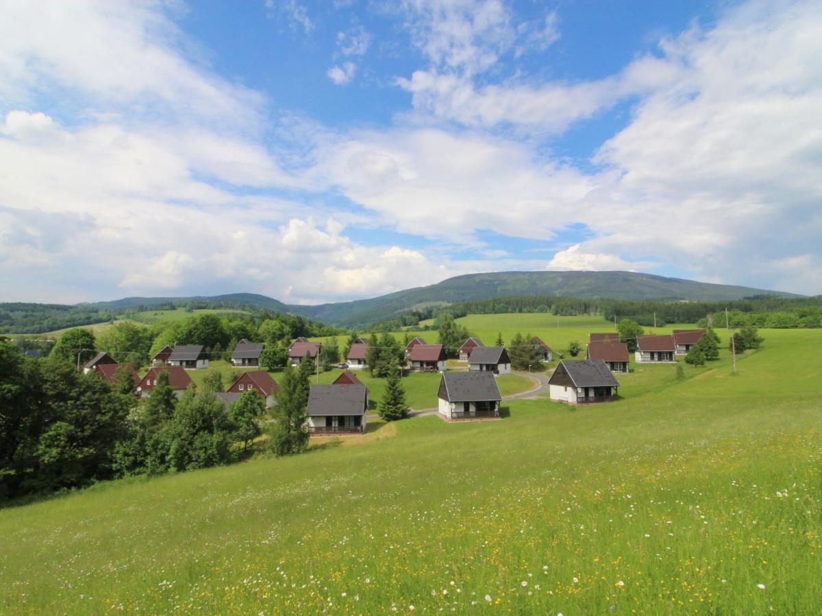 Holiday Home Holiday Hill 33 By Interhome Cista  ภายนอก รูปภาพ