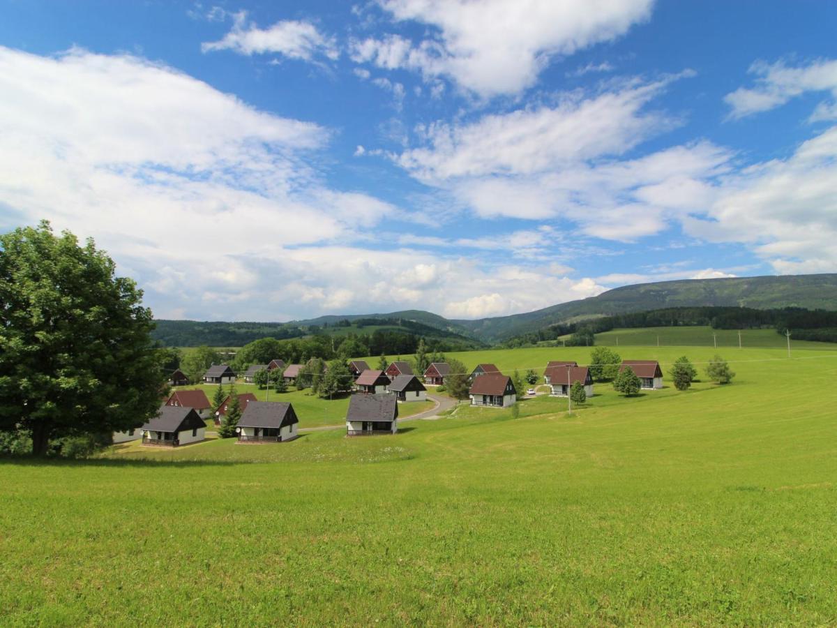 Holiday Home Holiday Hill 33 By Interhome Cista  ภายนอก รูปภาพ