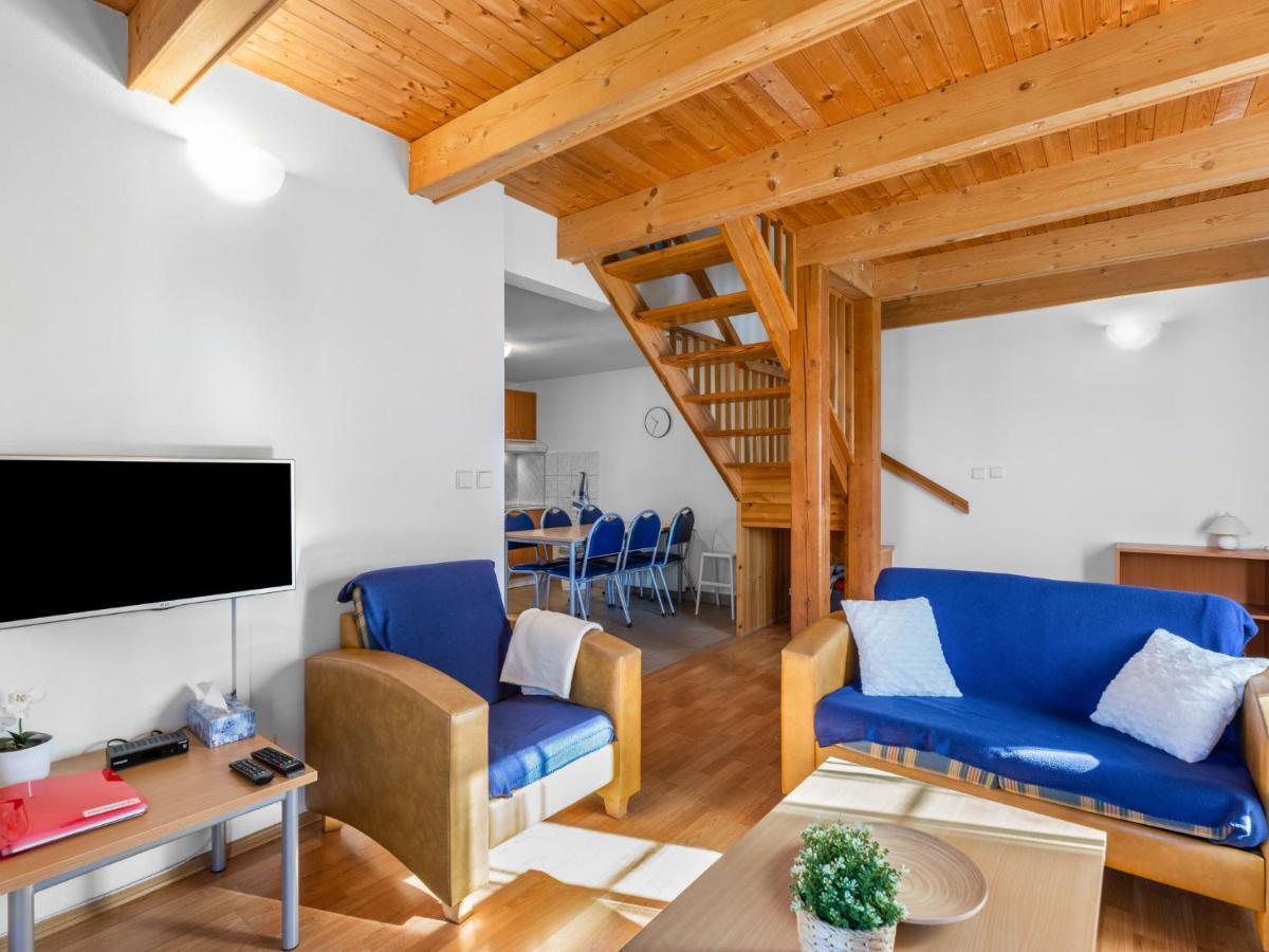 Holiday Home Holiday Hill 33 By Interhome Cista  ภายนอก รูปภาพ